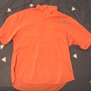 PFG shirt salmon large